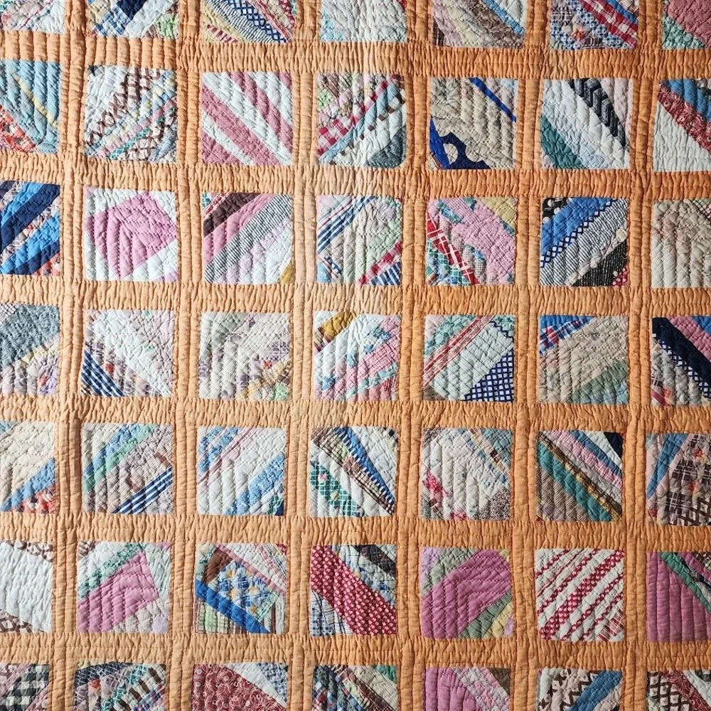 VINTAGE 1940s Handmade Feedsack‎ Scrap Quilt Patchwork farmhouse decor 80x66